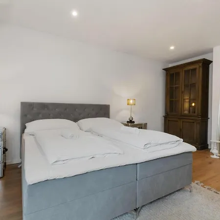 Lam Mockingbird - Terrace - Ac Apartment Bratislava